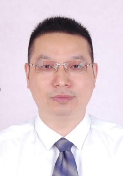 主任医师 罗卫民